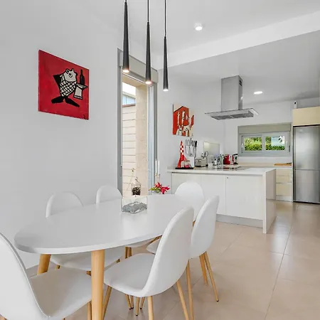 Villa 3110 Malibu *
